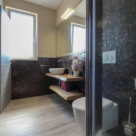 Riz With Private Pool Holiday home