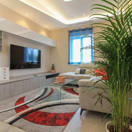 Riz With Private Pool * Pula
